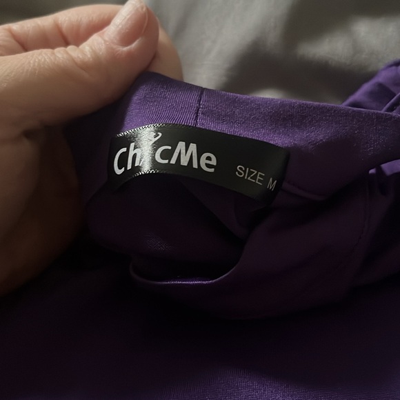 PURPLE DRESSY SLEEVELESS TOP - Picture 2 of 2